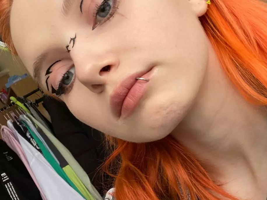 FlorenceBiddy's Live Sex Cam Show