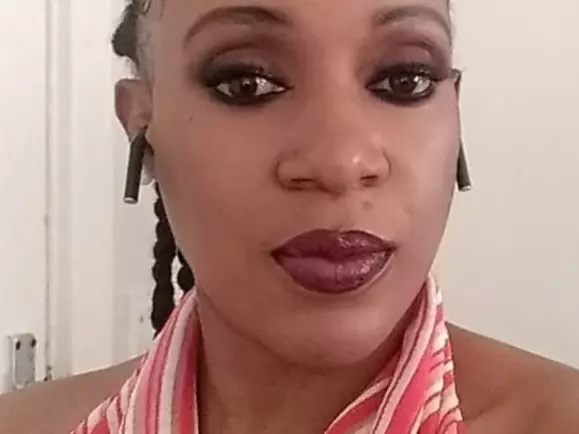 Bigclitxxx12's Live Sex Cam Show