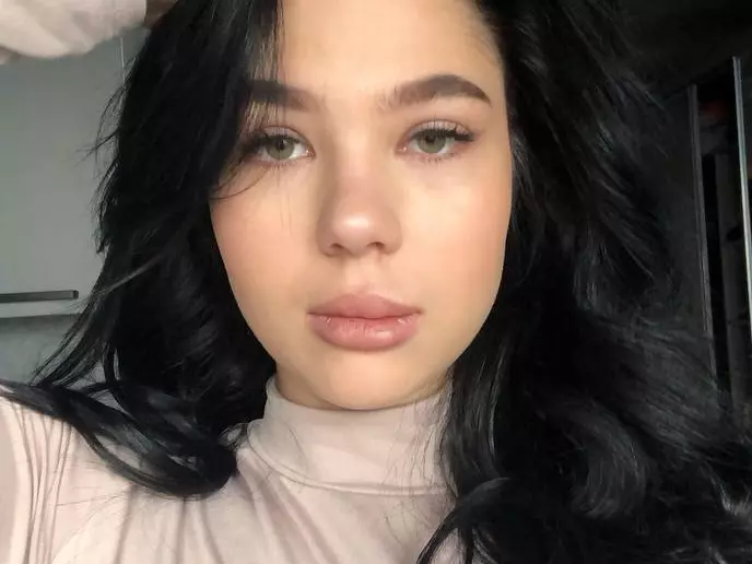 Jennifer-Walker's Live Sex Cam Show