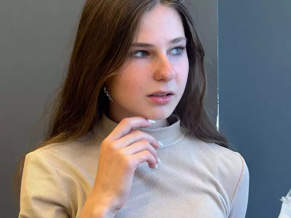ainsleyfrancis