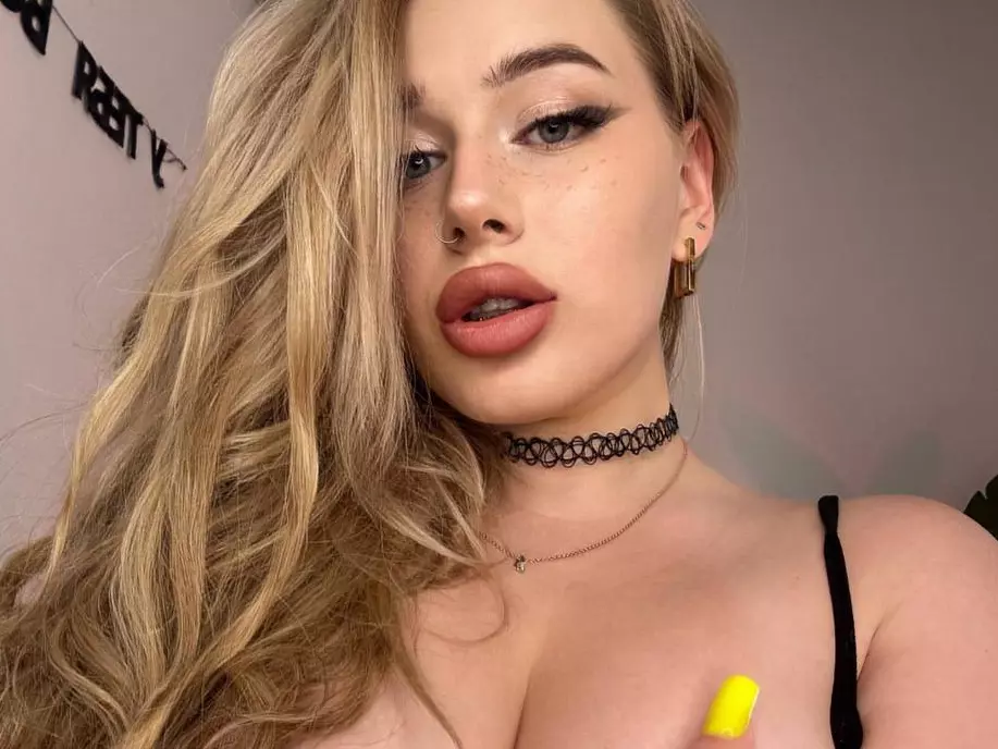JuicyTV's Live Sex Cam Show