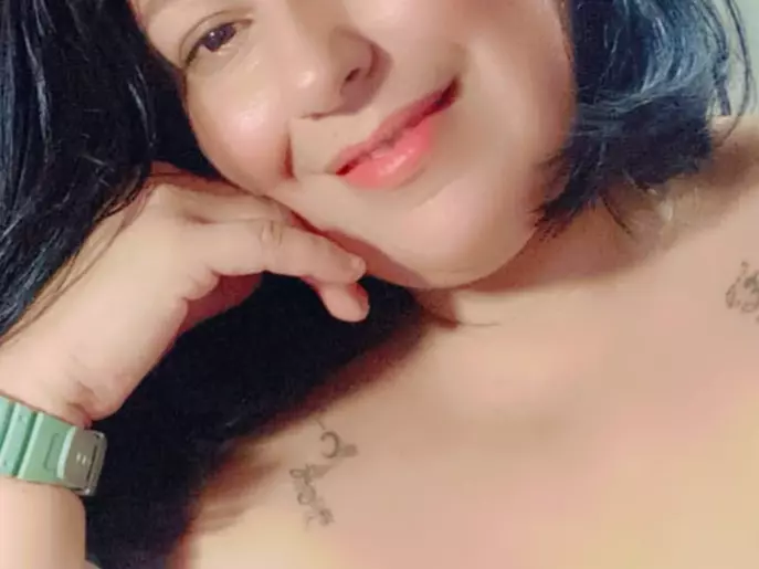 samantha-bigtits69