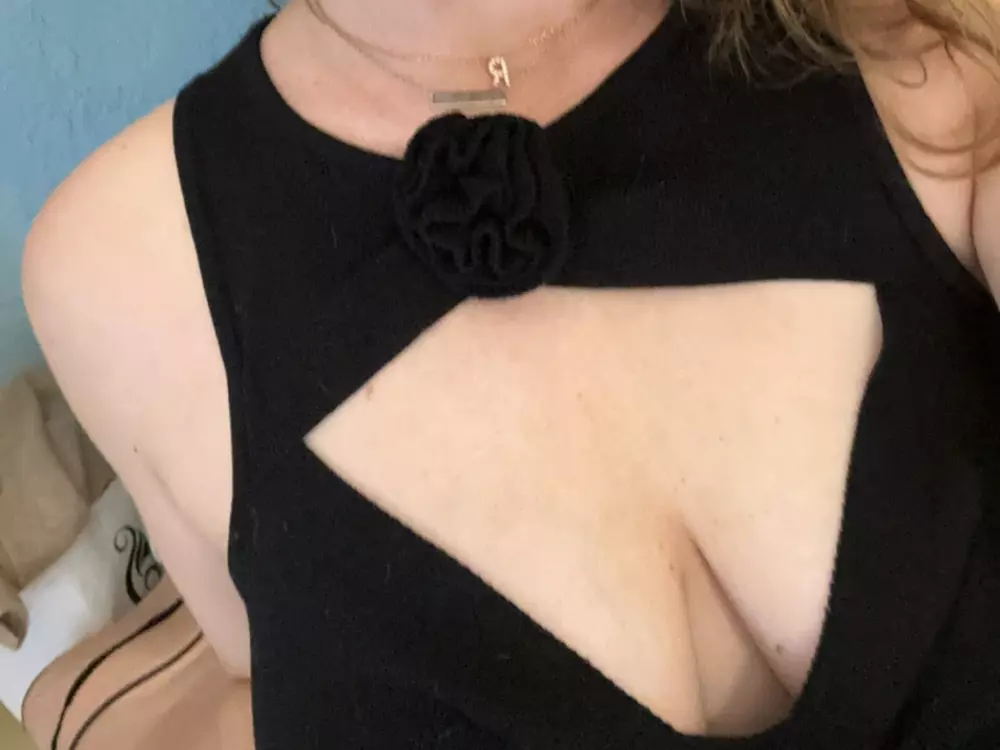 Abigail1115's Live Sex Cam Show