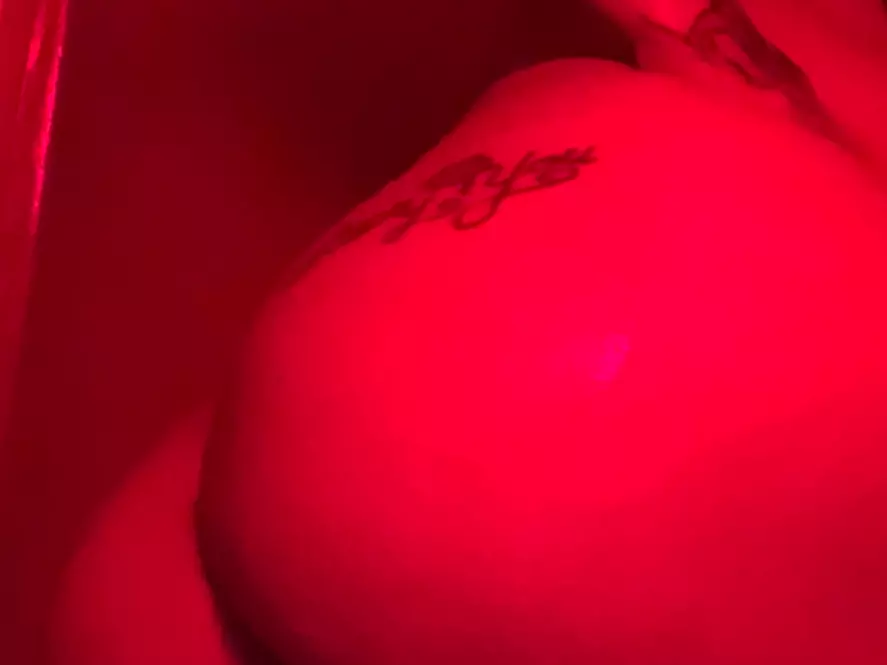 tattedgrlnextdoor's Live Sex Cam Show