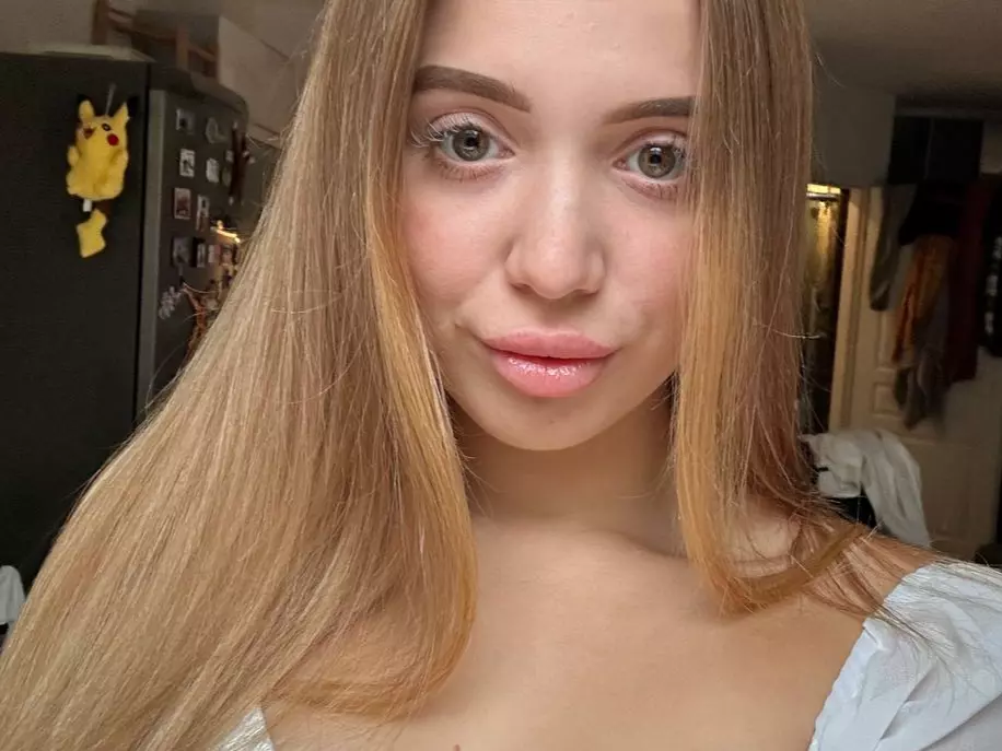 gexly's Live Sex Cam Show
