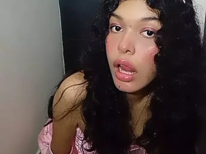 SophieMooo's Live Sex Cam Show
