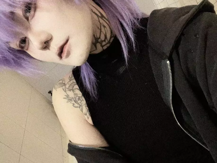 GothXRaven's Live Sex Cam Show