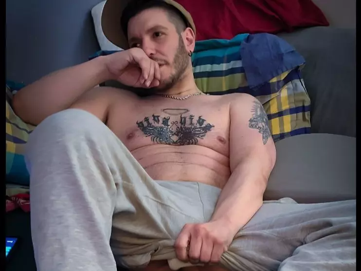 NYCuncutPNP's Live Sex Cam Show