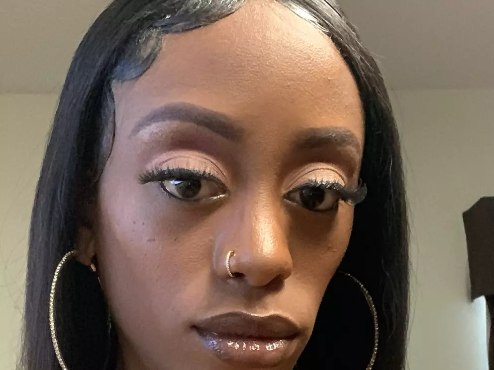 DreamGyrl25's Live Sex Cam Show