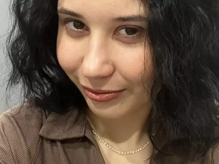 Alice's Live Sex Cam Show