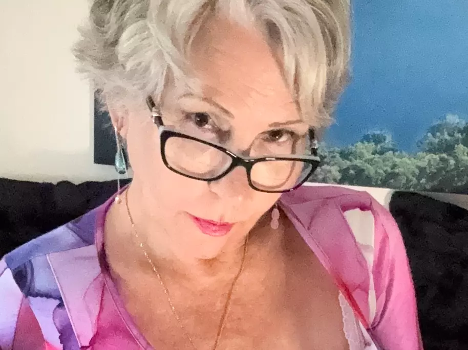 petradaniel's Live Sex Cam Show