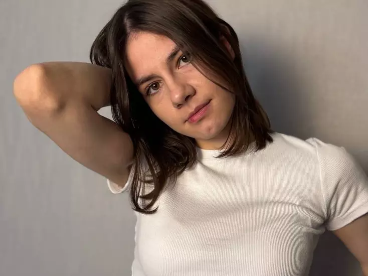 SigneMcwells's Live Sex Cam Show