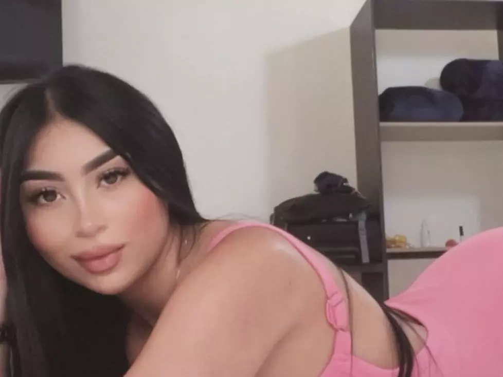 chloefun's Live Sex Cam Show