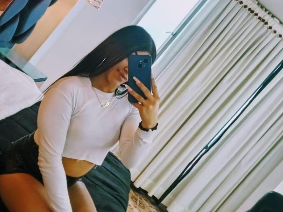 Eemily3