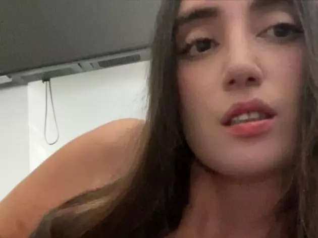 marianaloor's Live Sex Cam Show