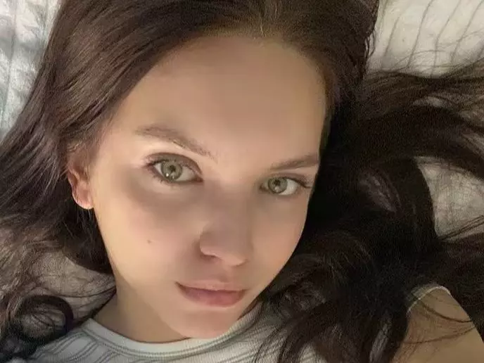 nansy-pretty's Live Sex Cam Show