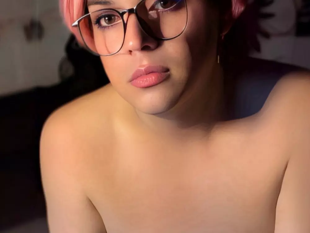 SofiaNikkel's Live Sex Cam Show
