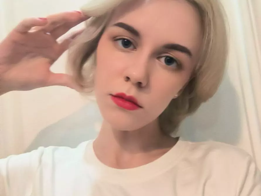 MollyDrewer's Live Sex Cam Show