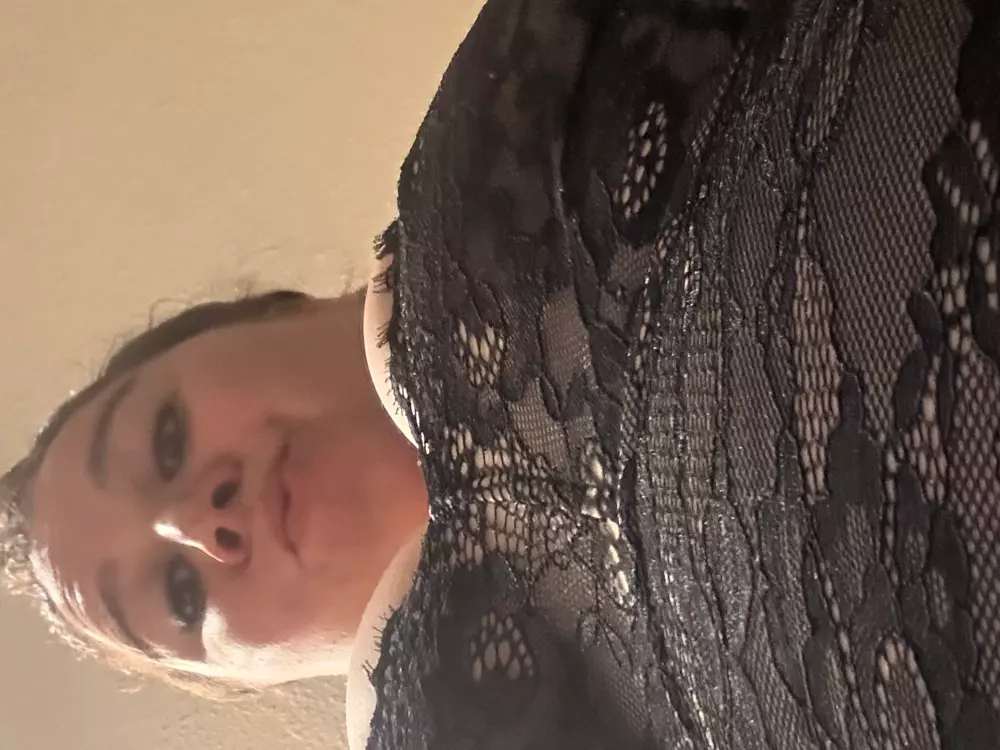 xxtlyn's Live Sex Cam Show