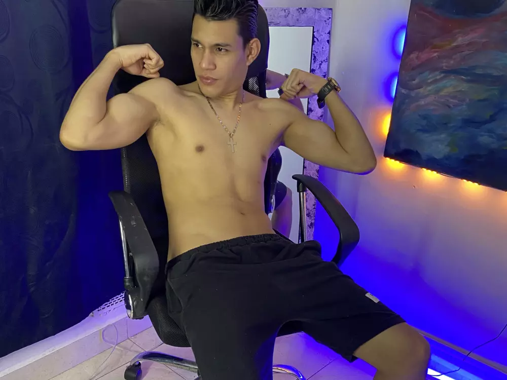 BoyKing23's Live Sex Cam Show