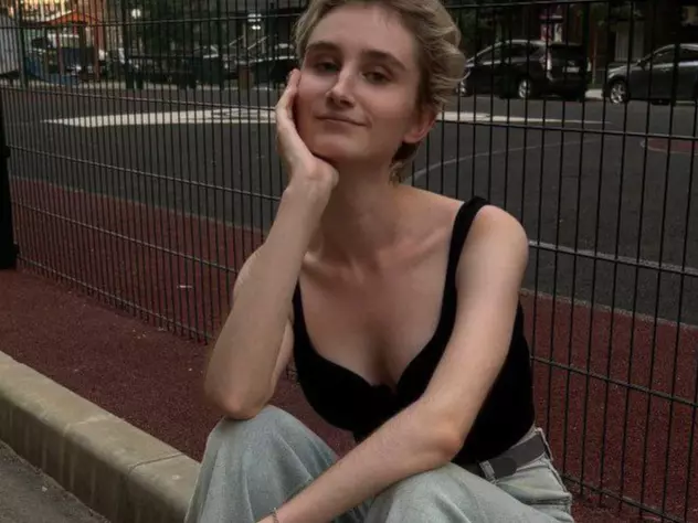 Joyce-Abbott's Live Sex Cam Show
