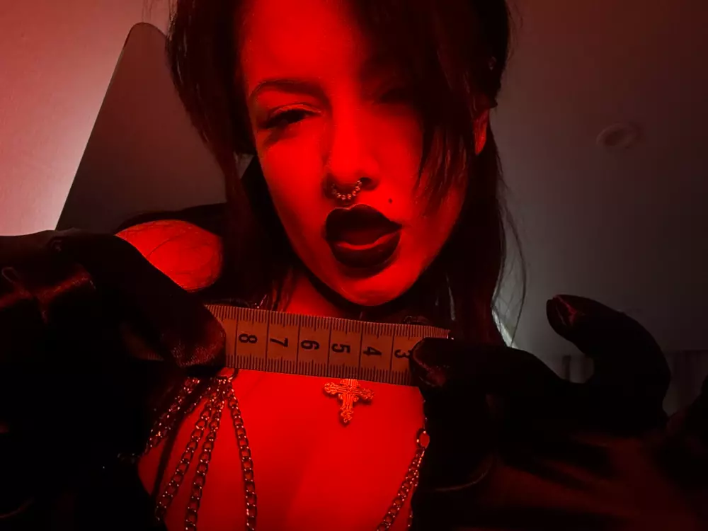 The-Inamorata's Live Sex Cam Show