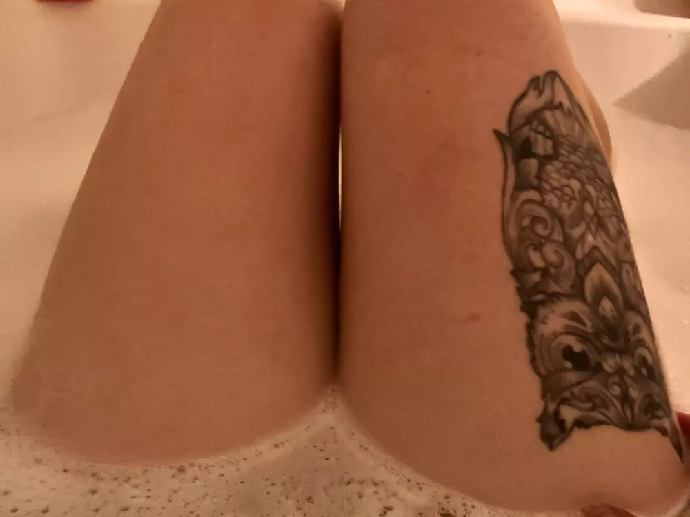 MrsRuehlen's Live Sex Cam Show