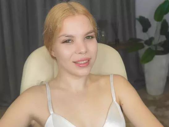Anne's Live Sex Cam Show