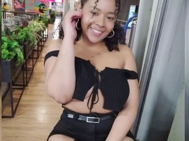 risada-temptation-s's Live Sex Cam Show