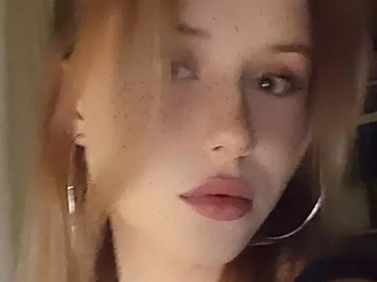 DollyMoris's Live Sex Cam Show