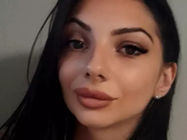 IndianNely's Live Sex Cam Show