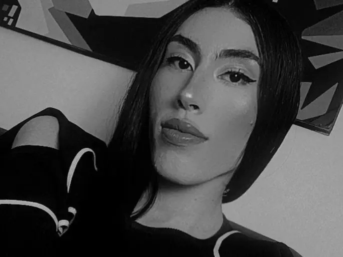 Charlottee-evaans's Live Sex Cam Show