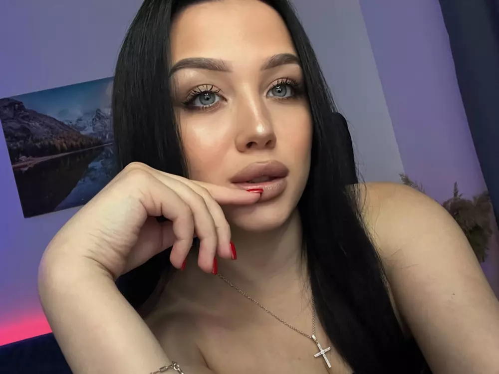MeridethLucore's Live Sex Cam Show