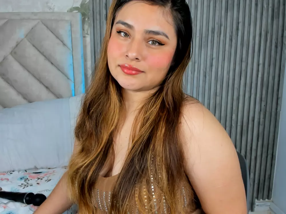 tiny-muse's Live Sex Cam Show