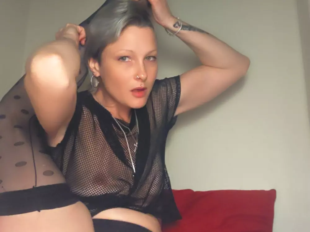 TexasBarbie's Live Sex Cam Show