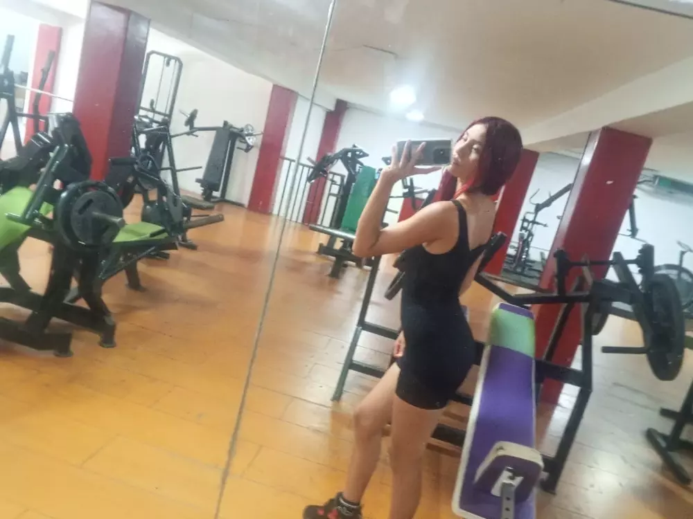 lyrielle-sweet's Live Sex Cam Show