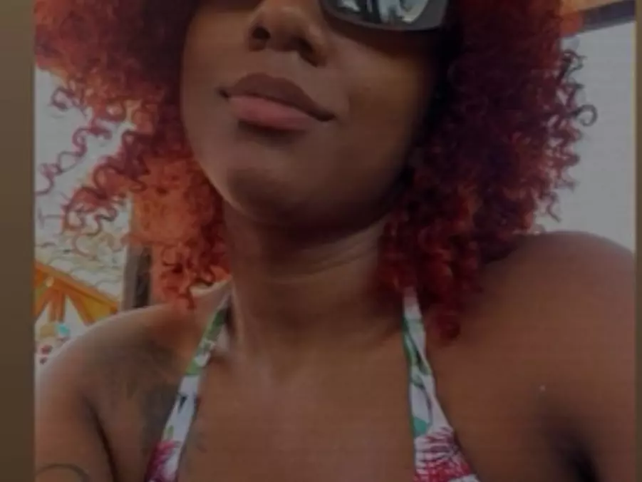 desiree-moonn