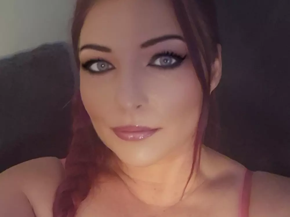 ShadeofPink's Live Sex Cam Show