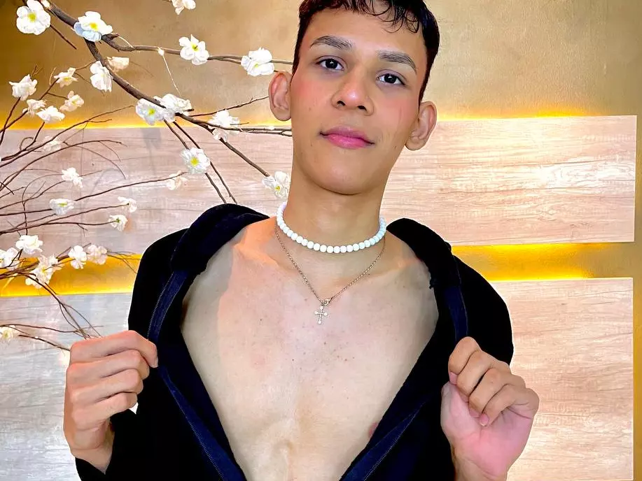 Straww-Boyss's Live Sex Cam Show
