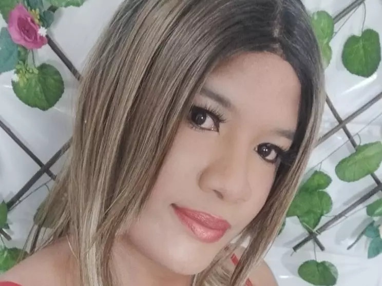Alana-Dreams08's Live Sex Cam Show
