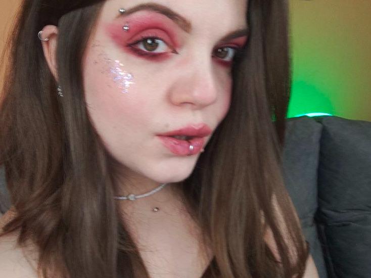 alicecutewhip