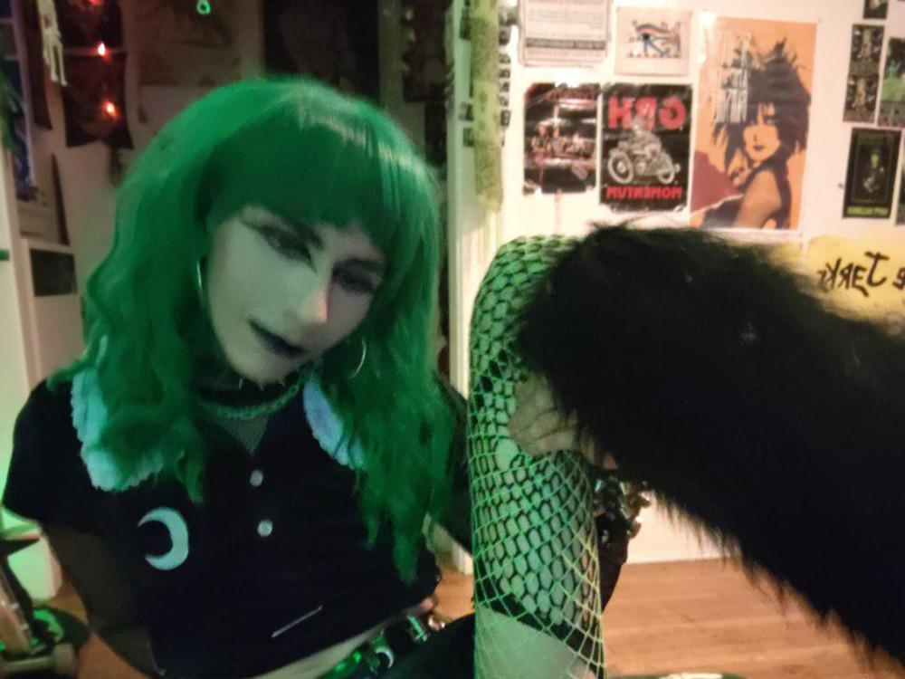 xGlowStickx