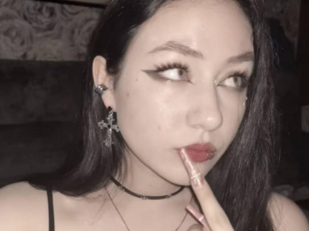 Sofia-Conner