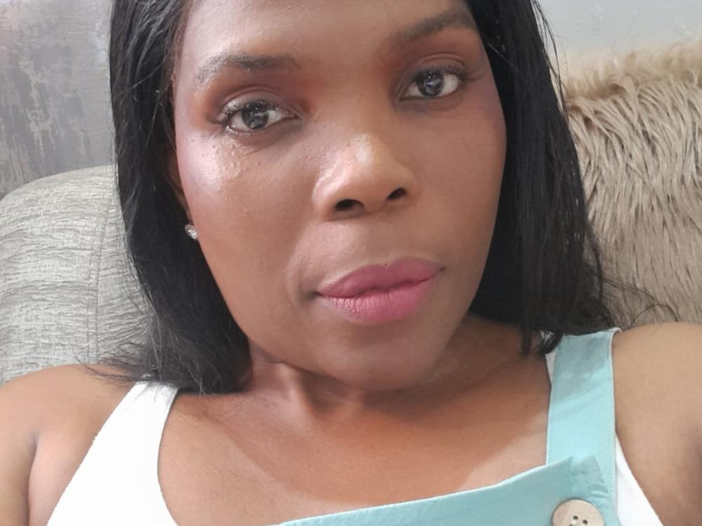 BustyEbonyMilf