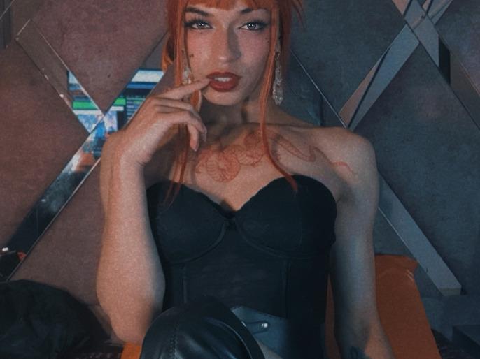 megan-queen12