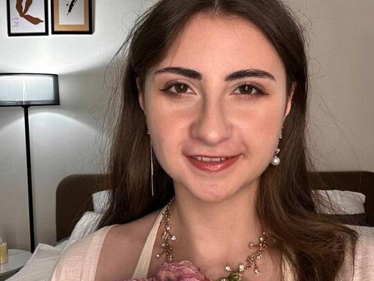 AletaTestani cam