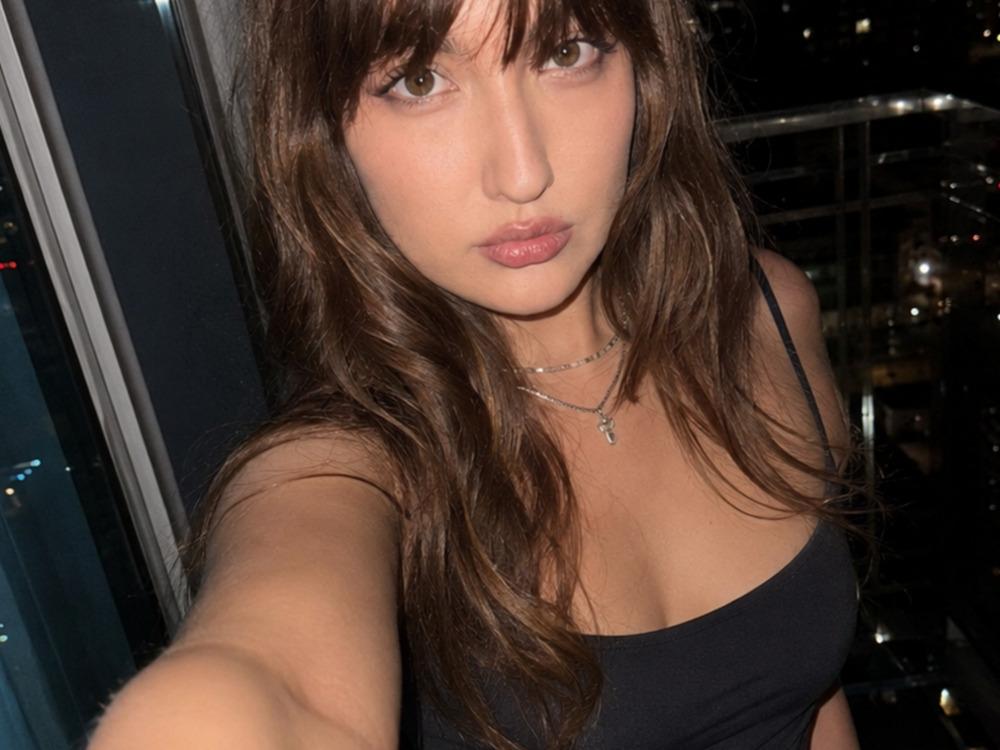 Lora