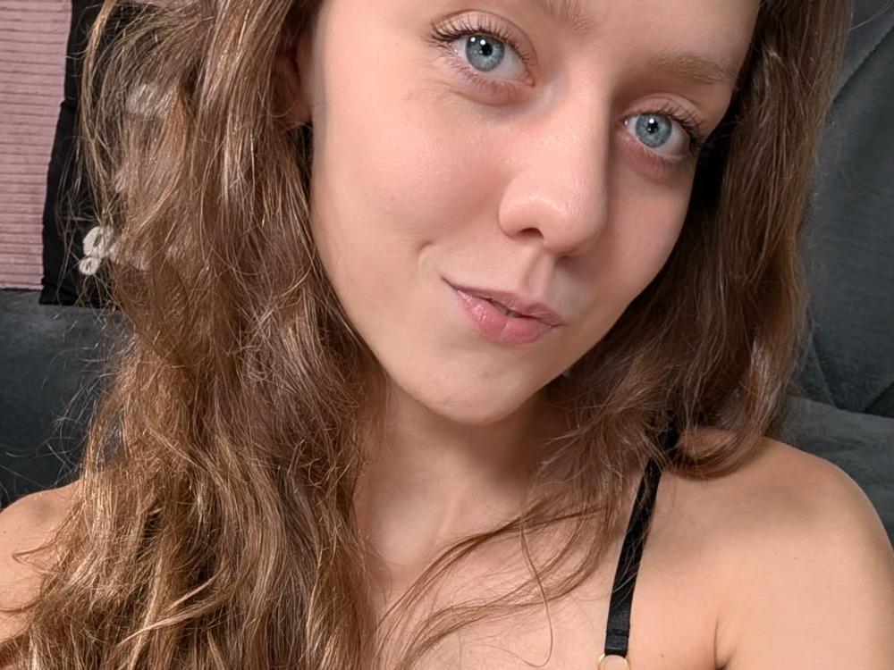 Eveline_Beauty_Kitty