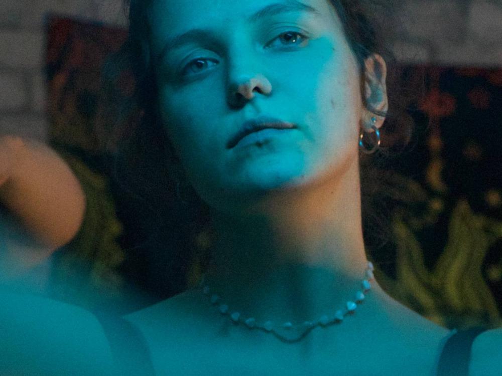 Amelya-Wood