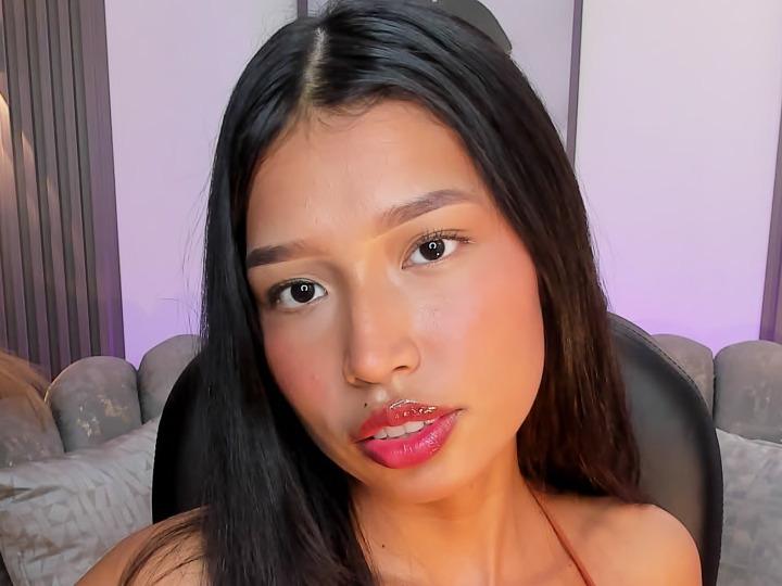 Abigaiil-Grey on CamSoda